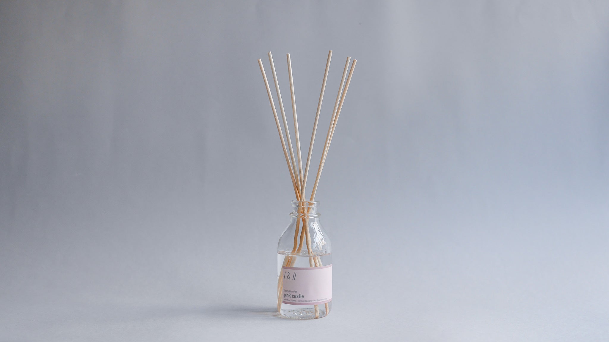 pink castle / reed diffuser 100ml & 200ml // dreamy tale series